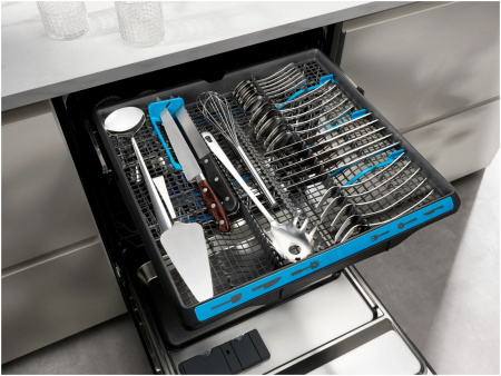 1976545_v05_b 04_02_2024 18_41_54.jpg