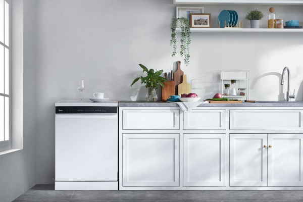 1992819_v05_b 04_02_2024 21_11_50.jpg