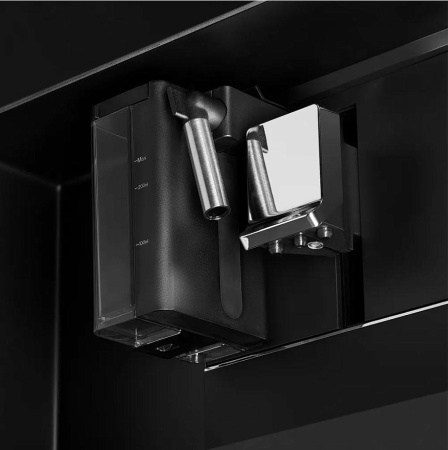 KCM 183 Black3.jpg